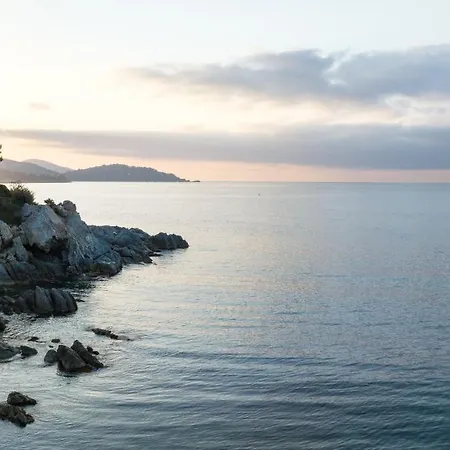 De La Fossette Hotell Le Lavandou