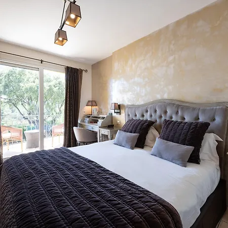 De La Fossette Hotel