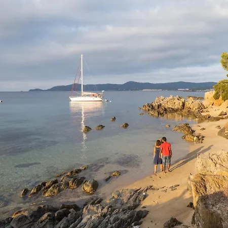 Hotel De La Fossette Le Lavandou