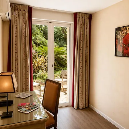De La Fossette Hotel 4*