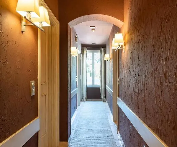 De La Fossette Hotel