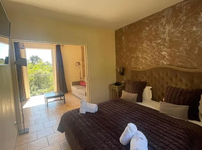 Hotel De La Fossette Le Lavandou