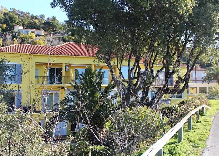 De La Fossette Le Lavandou